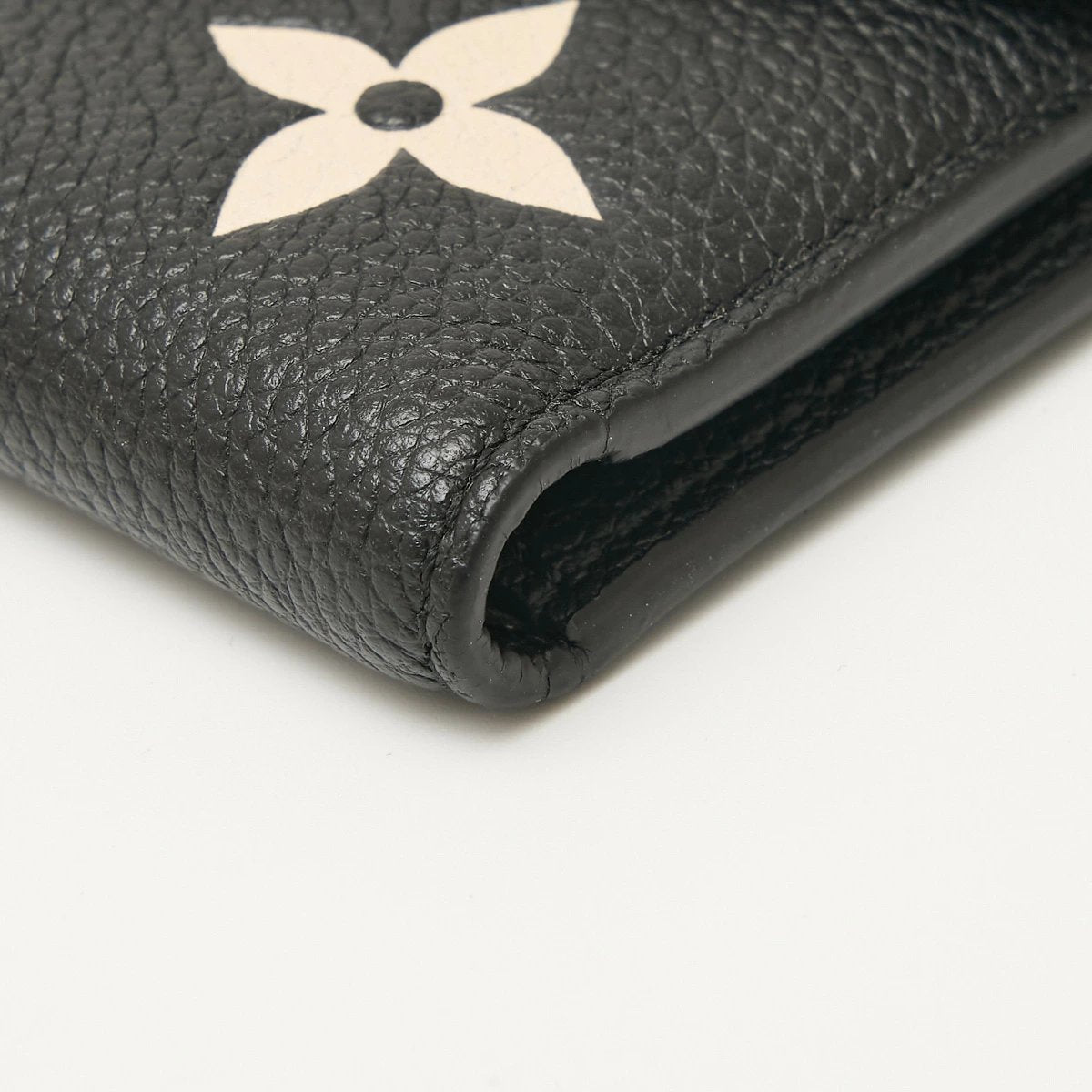 Louis Vuitton Portefeuille Victorine Monogram Emprene Women&#39;s Wallet M80968