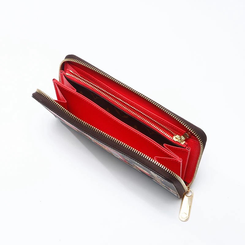 Louis Vuitton Monogram Zippy Christmas Graphic 2021 Women&#39;s Wallet
