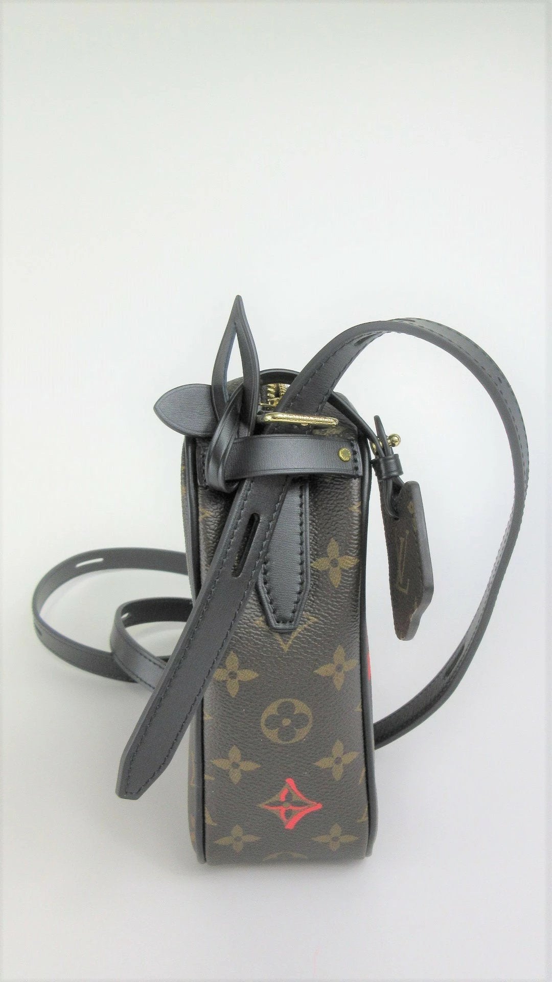 Louis Vuitton Monogram/Valentine Heart-Shaped Shoulder Bag M45890