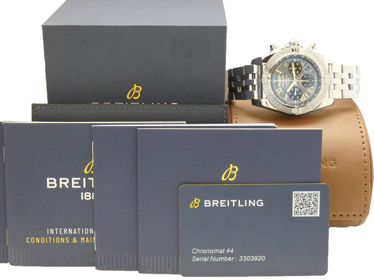 Breitling Chronomat 44 Japan Limited AB0115 Chronograph Shell Dial Men&#39;s Watch