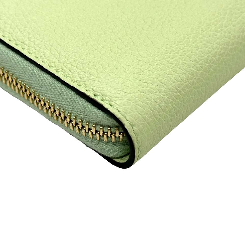 GUCCI Embossed Logo Women&#39;s Wallet Zip Around Light Green