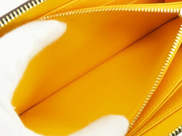 Louis Vuitton Monogram Pumpkin Dot Yayoi Kusama Jaune Women&#39;s Wallet M60449