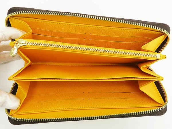 Louis Vuitton Monogram Pumpkin Dot Yayoi Kusama Jaune Women&#39;s Wallet M60449