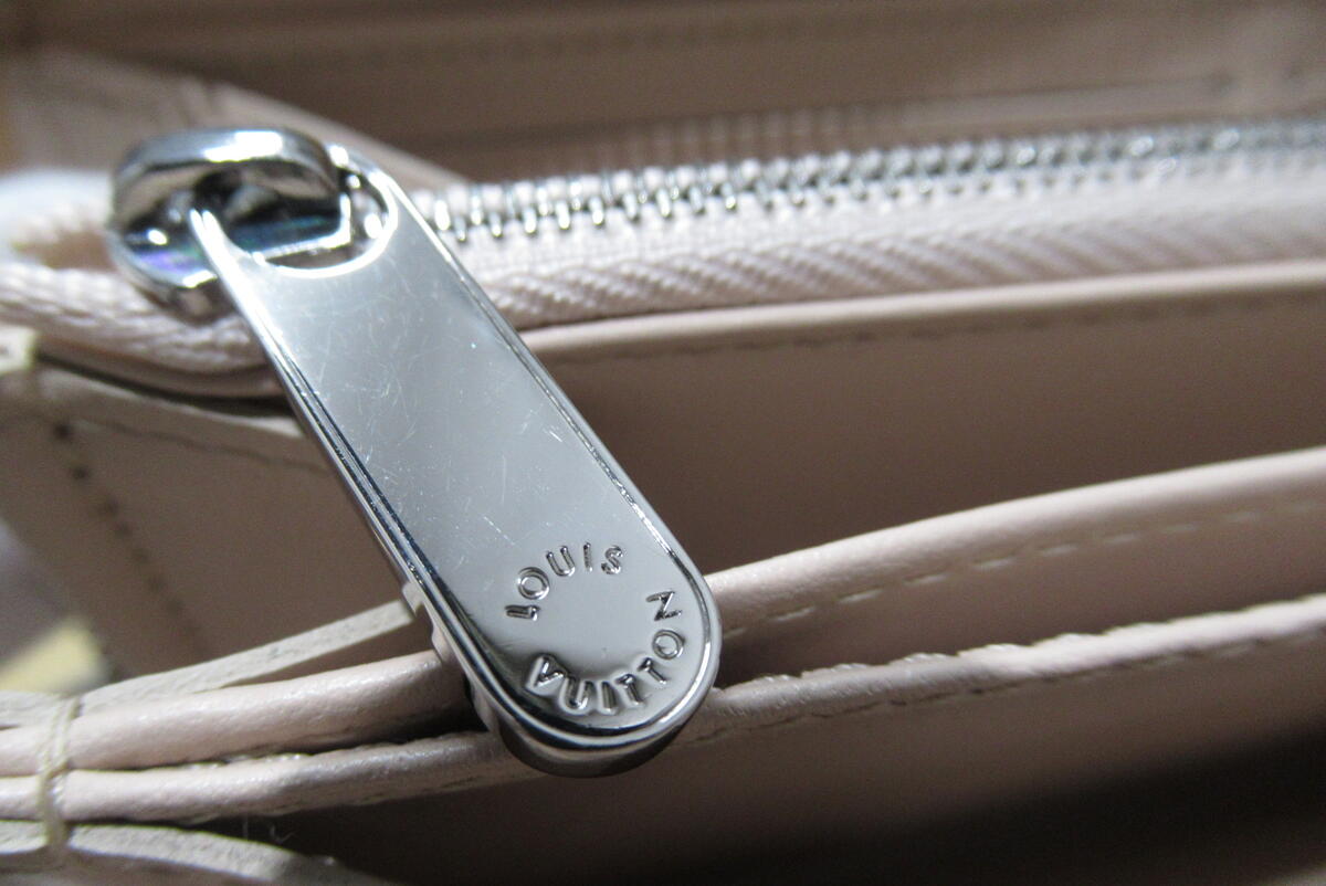 Louis Vuitton Monogram Coquille Beige Women&#39;s Wallet Limited M80935