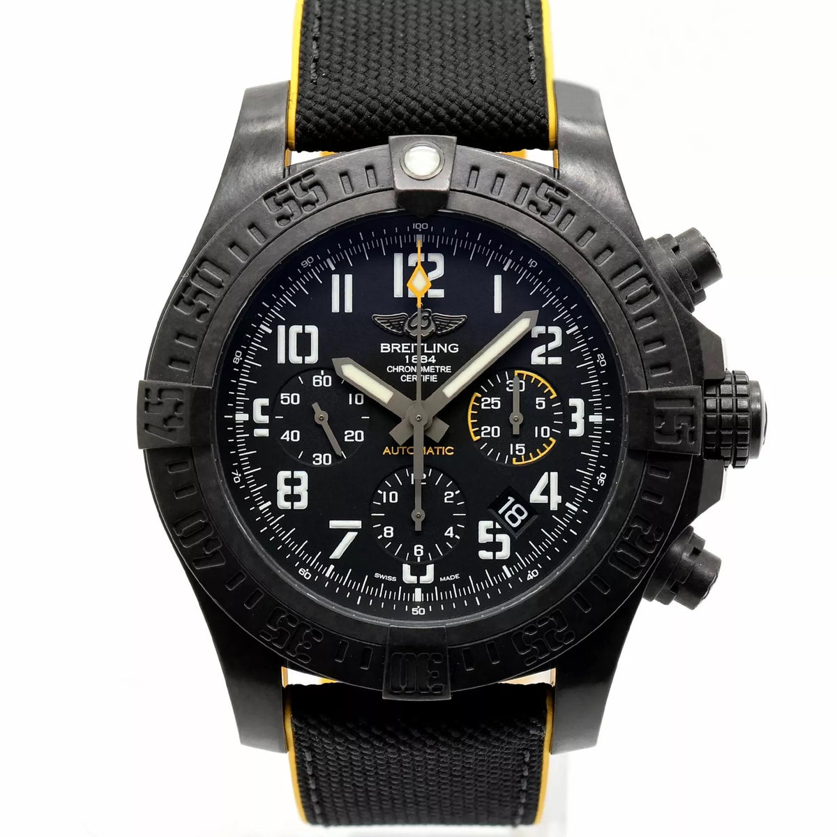 BREITLING Avenger Hurricane 45 XB0180E4/BF31 XB0180 Black Dial Men&#39;s Watch